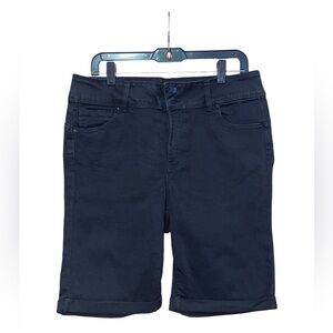 NWOT Wax Jean Bermuda Shorts - Black - Size 1X